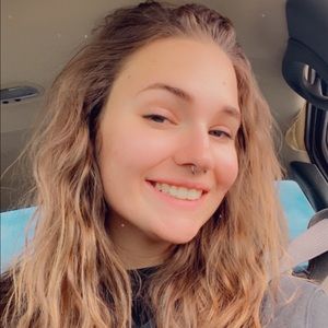 Meet your Posher, Torie